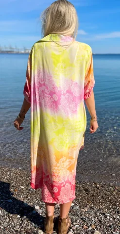 Tessa kjole med paisley fuxia LikeLondon