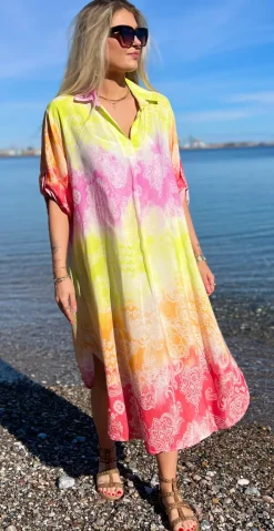 Tessa kjole med paisley fuxia LikeLondon