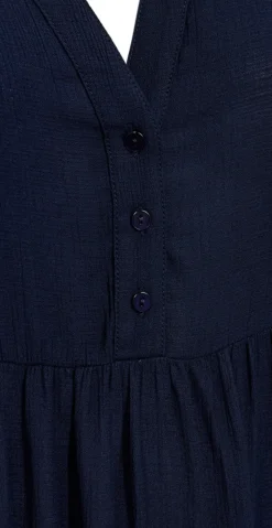 Vigge kjole med v-hals navy blazer